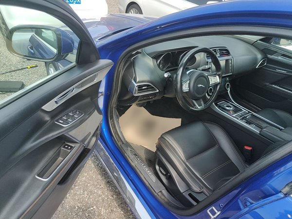 Jaguar XEL 2018, 138700 км, за 11084 USD - фото 19
