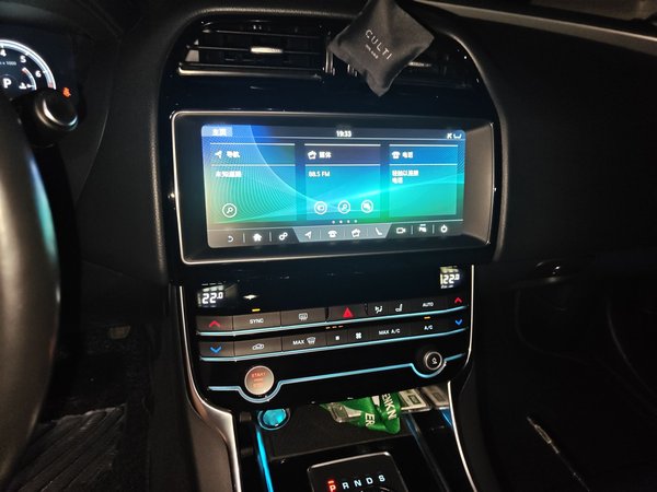 Jaguar XEL 2019, 181500 км, за 12178 USD - фото 13