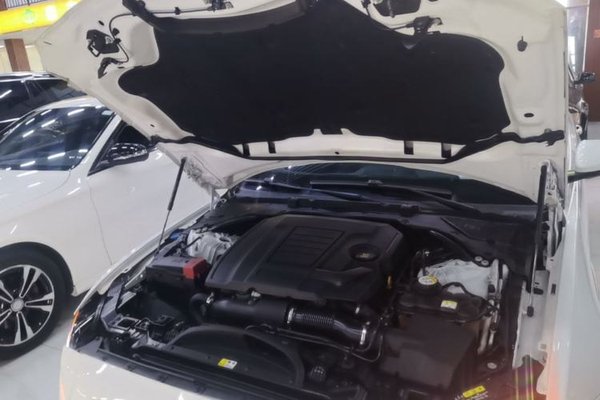 Jaguar XEL 2020, 80300 км, за 14170 USD