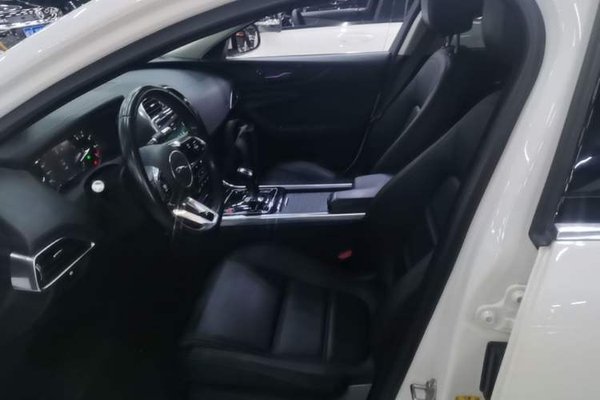 Jaguar XEL 2020, 80300 км, за 14170 USD - фото 19