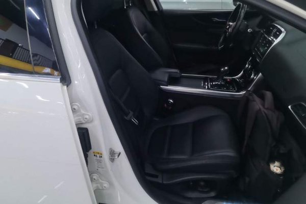 Jaguar XEL 2020, 80300 км, за 14170 USD - фото 21