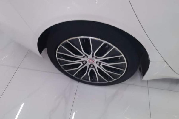 Jaguar XEL 2020, 80300 км, за 14170 USD - фото 13