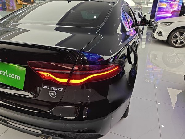 Jaguar XEL 2021, 43800 км, за 18460 USD - фото 7