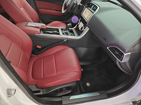 Jaguar XEL 2021, 43800 км, за 18460 USD - фото 23