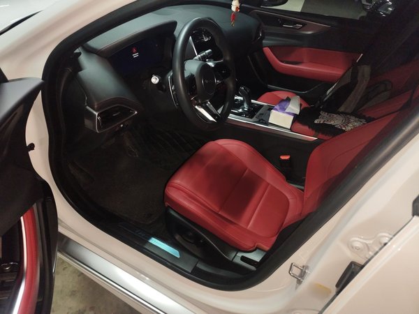 Jaguar XEL 2022, 23700 км, за 22536 USD - фото 9