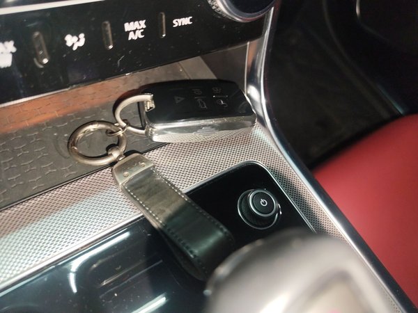 Jaguar XEL 2022, 23700 км, за 22536 USD - фото 11