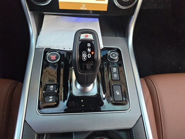 Jaguar XEL 2024, 9400 км, за 24978 USD - фото 15
