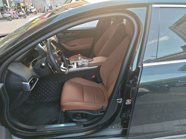 Jaguar XEL 2024, 9400 км, за 24978 USD - фото 16