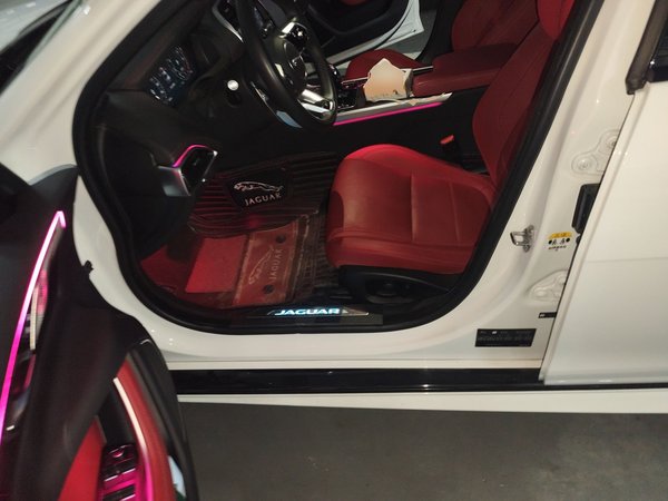 Jaguar XEL 2024, 20900 км, за 25108 USD - фото 13