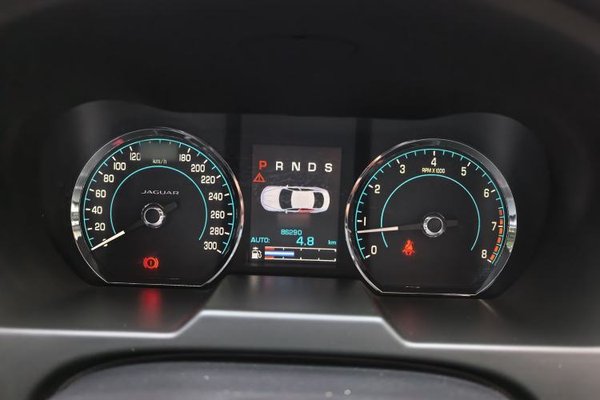 Jaguar XF 2014, 86300 км, за 10467 USD - фото 15