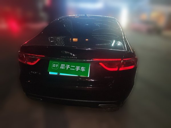 Jaguar XFL 2017, 125300 км, за 10609 USD