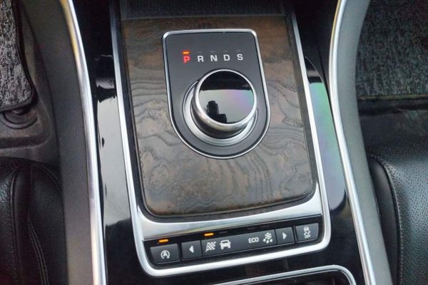 Jaguar XFL 2017, 75900 км, за 11140 USD - фото 14