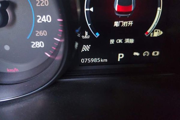 Jaguar XFL 2017, 75900 км, за 11140 USD - фото 12