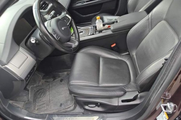 Jaguar XFL 2018, 107800 км, за 11732 USD - фото 15