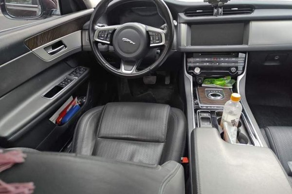 Jaguar XFL 2018, 107800 км, за 11732 USD - фото 11