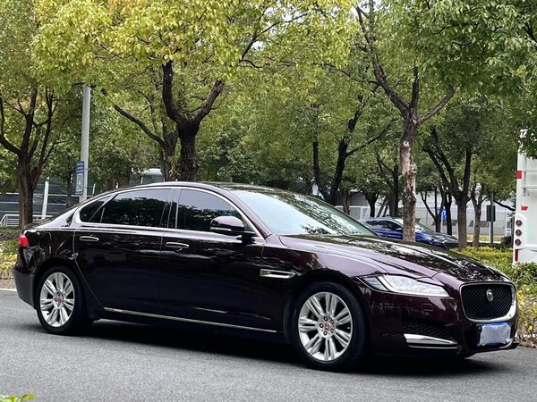 Jaguar XFL 2018, 118800 км, за 13982 USD