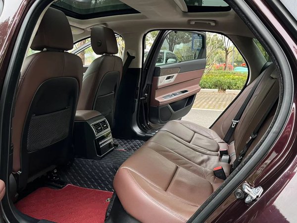 Jaguar XFL 2018, 118800 км, за 13982 USD - фото 19