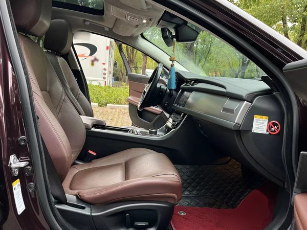 Jaguar XFL 2018, 118800 км, за 13982 USD - фото 9