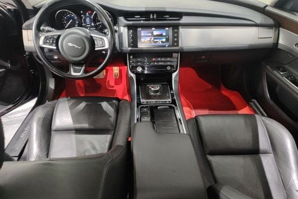 Jaguar XFL 2018, 120100 км, за 13572 USD - фото 13