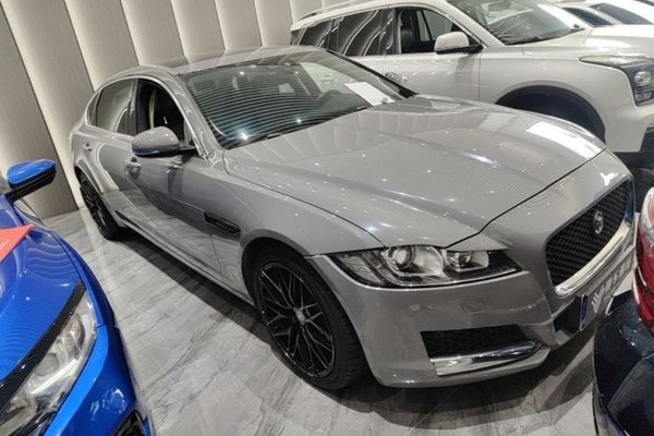 Jaguar XFL 2018, 120100 км, за 13572 USD