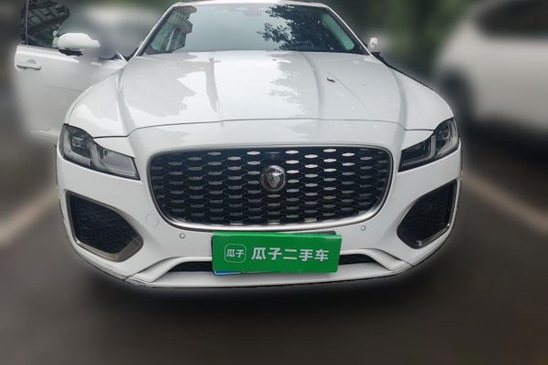 Jaguar XFL 2022, 42400 км, за 25835 USD