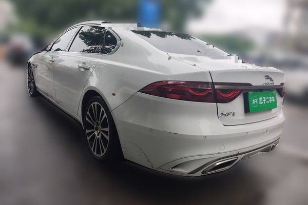 Jaguar XFL 2022, 42400 км, за 25835 USD