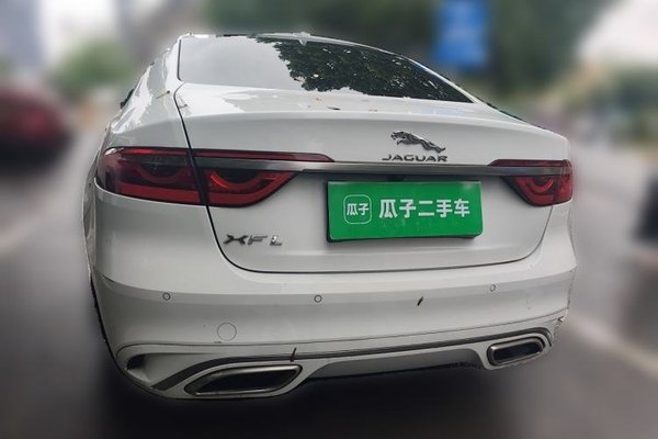 Jaguar XFL 2022, 42400 км, за 25835 USD