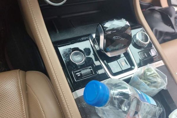 Jaguar XFL 2022, 42400 км, за 25835 USD - фото 13