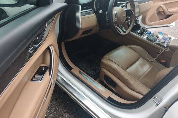 Jaguar XFL 2022, 42400 км, за 25835 USD - фото 19