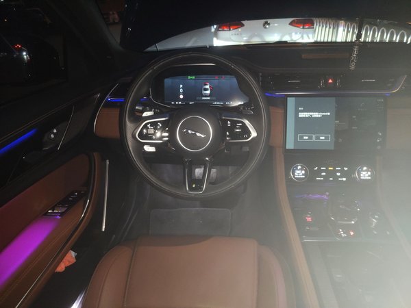 Jaguar XFL 2023, 28400 км, за 29258 USD - фото 11