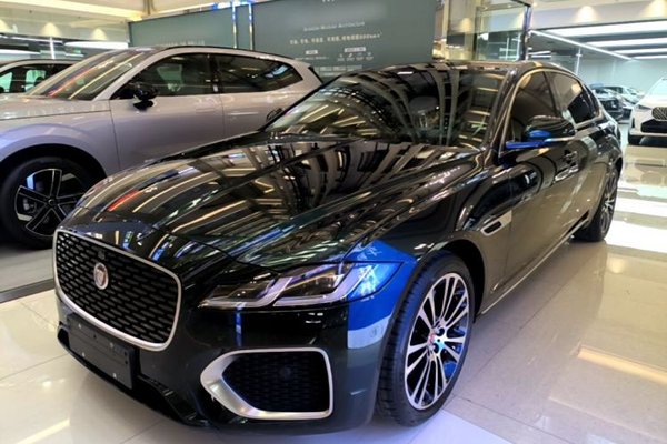 Jaguar XFL · 2024 год
