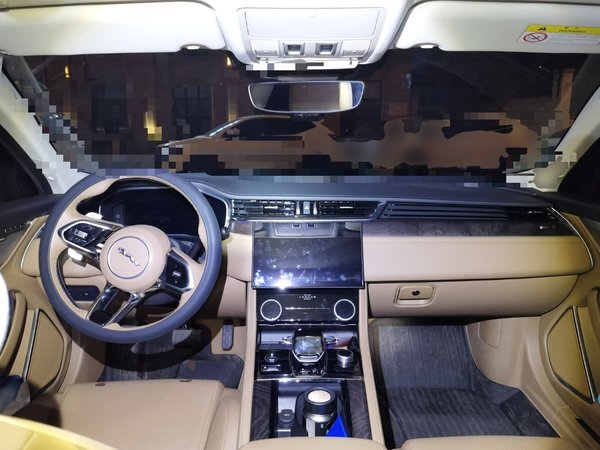 Jaguar XFL 2024, 18500 км, за 31326 USD - фото 17