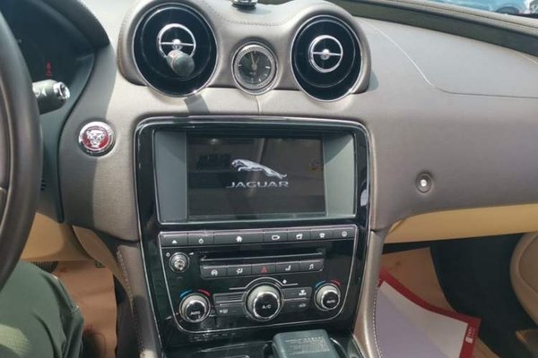 Jaguar XJ 2016, 107100 км, за 24112 USD - фото 20