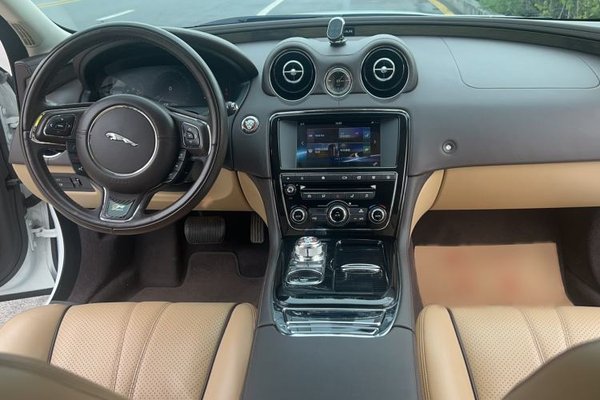 Jaguar XJ 2016, 107100 км, за 24112 USD - фото 17