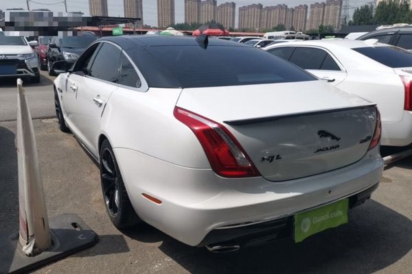 Jaguar XJ 2016, 107100 км, за 24112 USD