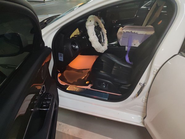 Jaguar XJ 2018, 83000 км, за 36529 USD - фото 17