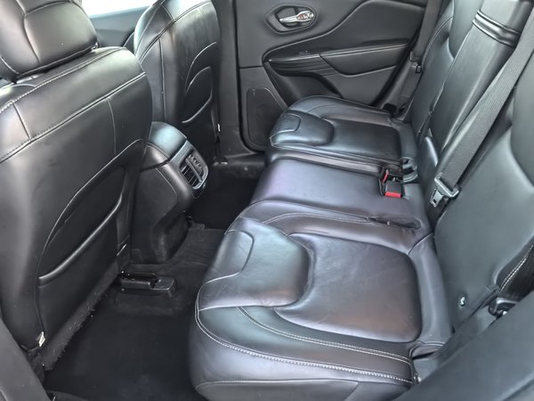 Jeep Cherokee 2016, 180700 км, за 6208 USD - фото 22