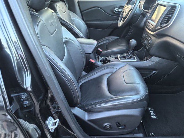 Jeep Cherokee 2016, 180700 км, за 6208 USD - фото 13