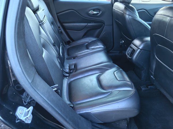 Jeep Cherokee 2016, 180700 км, за 6208 USD - фото 12