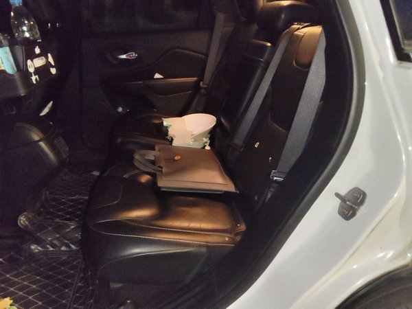 Jeep Cherokee 2016, 64600 км, за 6069 USD - фото 20