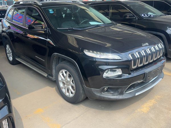 Jeep Cherokee 2016, 116200 км, за 7629 USD - фото 6