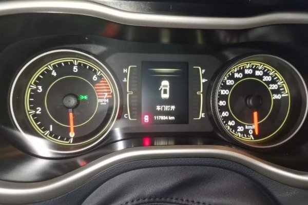 Jeep Cherokee 2016, 117800 км, за 6609 USD - фото 22