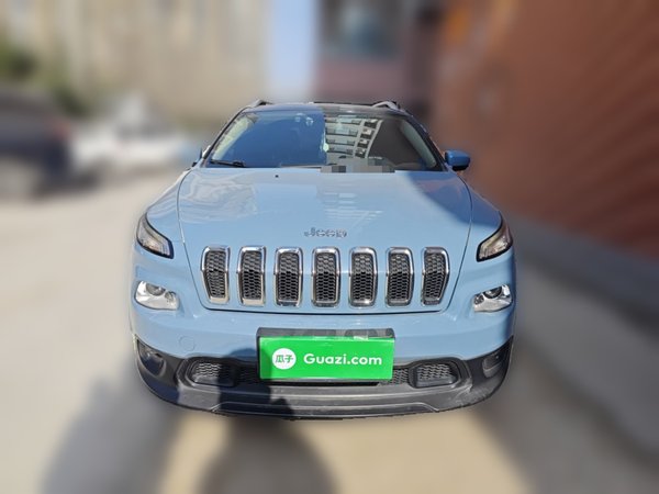 Jeep Cherokee 2016, 70000 км, за 6632 USD