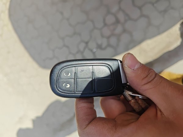 Jeep Cherokee 2016, 70000 км, за 6632 USD - фото 9