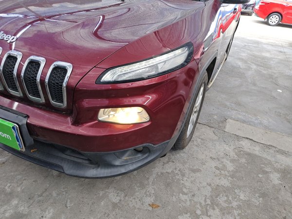 Jeep Cherokee 2016, 93000 км, за 6027 USD - фото 9