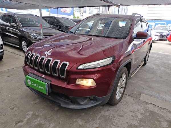 Cherokee 2016 2.4L Leading Edition