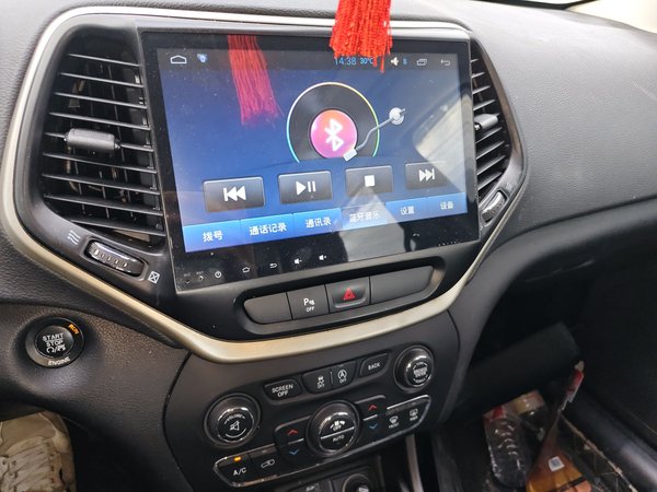 Jeep Cherokee 2016, 93000 км, за 6027 USD - фото 16