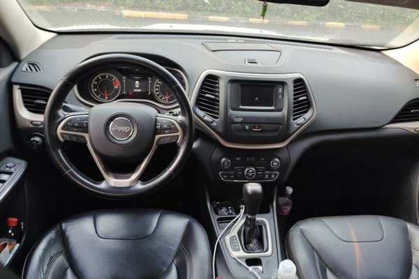 Jeep Cherokee 2016, 137500 км, за 6027 USD - фото 6