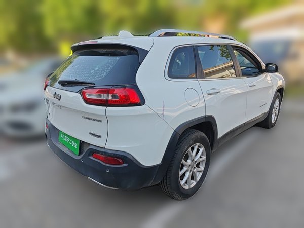 Jeep Cherokee 2016, 71400 км, за 6083 USD - фото 6