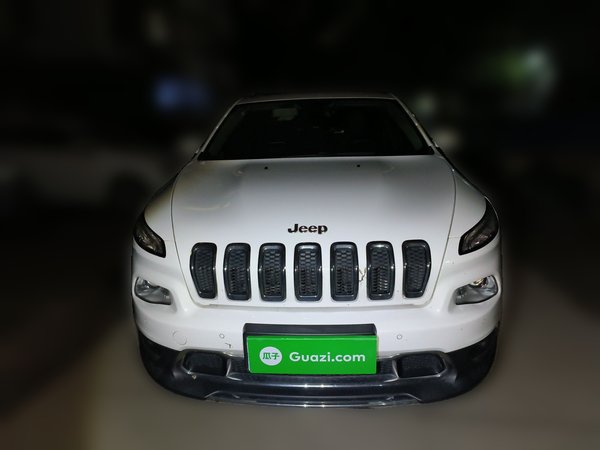 Jeep Cherokee 2016, 96300 км, за 5225 USD